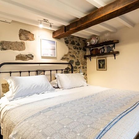 Bwthyn Capten - A Charming Cottage For Up To 6 Νιούπορτ Εξωτερικό φωτογραφία