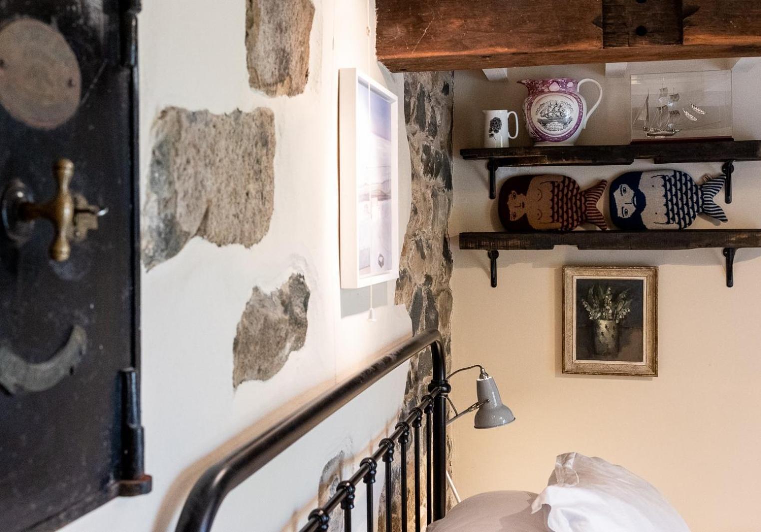 Bwthyn Capten - A Charming Cottage For Up To 6 Νιούπορτ Εξωτερικό φωτογραφία